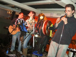 Concierto en Bourbon Cafe.