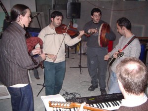 Amadian playing